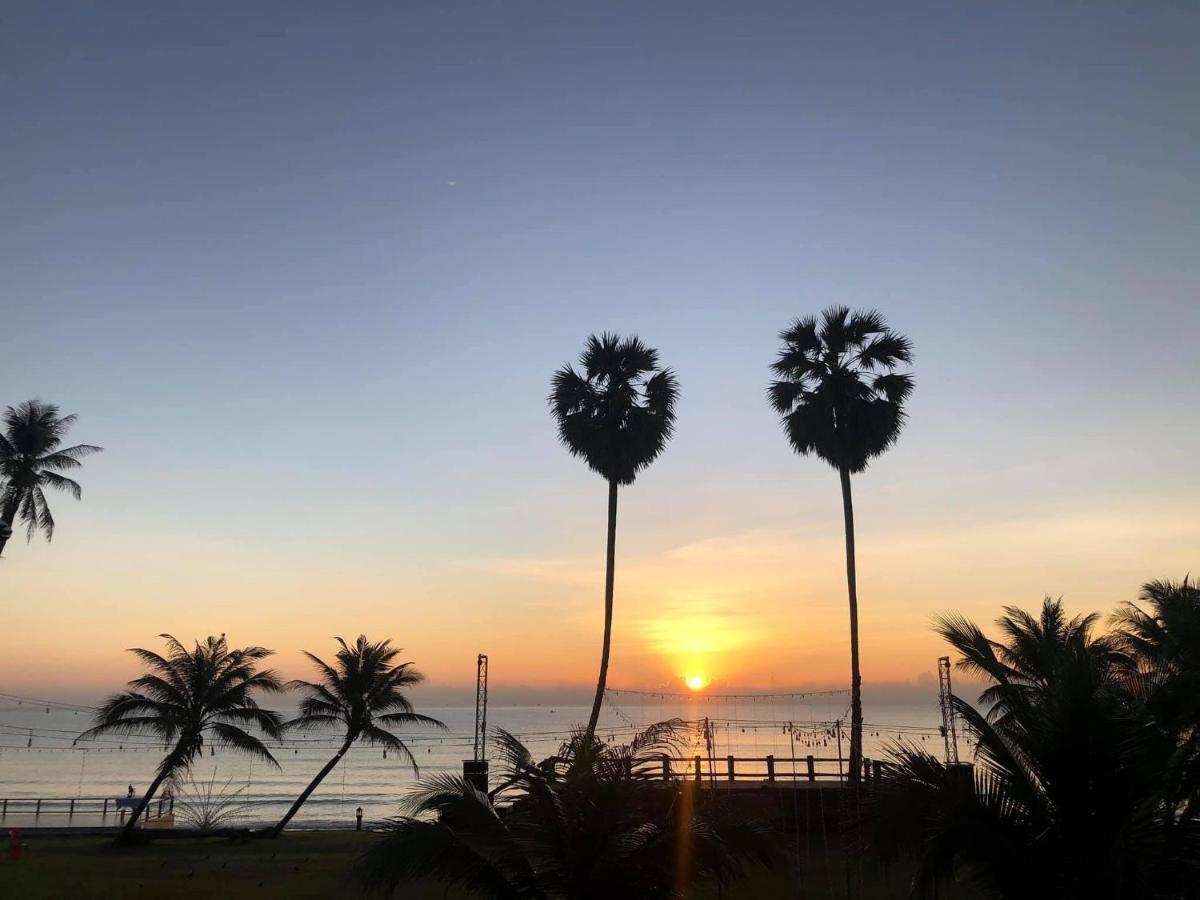 Ban Saithong Beach Resort Bang Saphan Noi Dış mekan fotoğraf