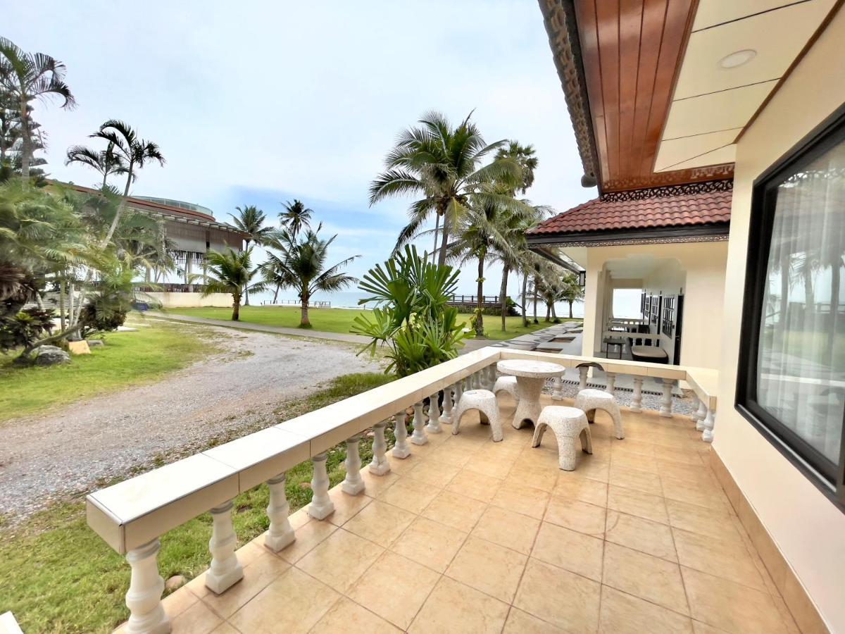 Ban Saithong Beach Resort Bang Saphan Noi Dış mekan fotoğraf
