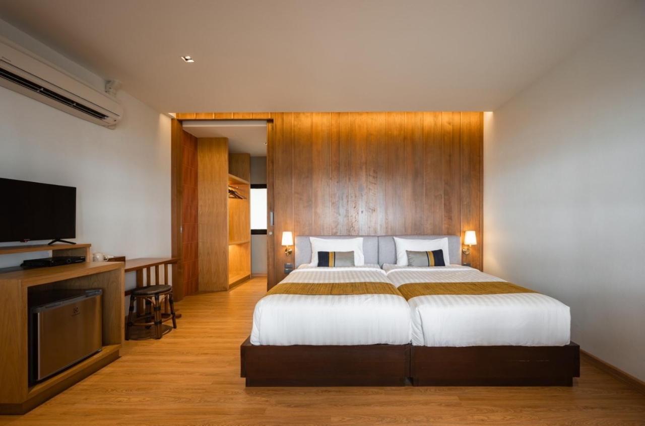 Ban Saithong Beach Resort Bang Saphan Noi Dış mekan fotoğraf