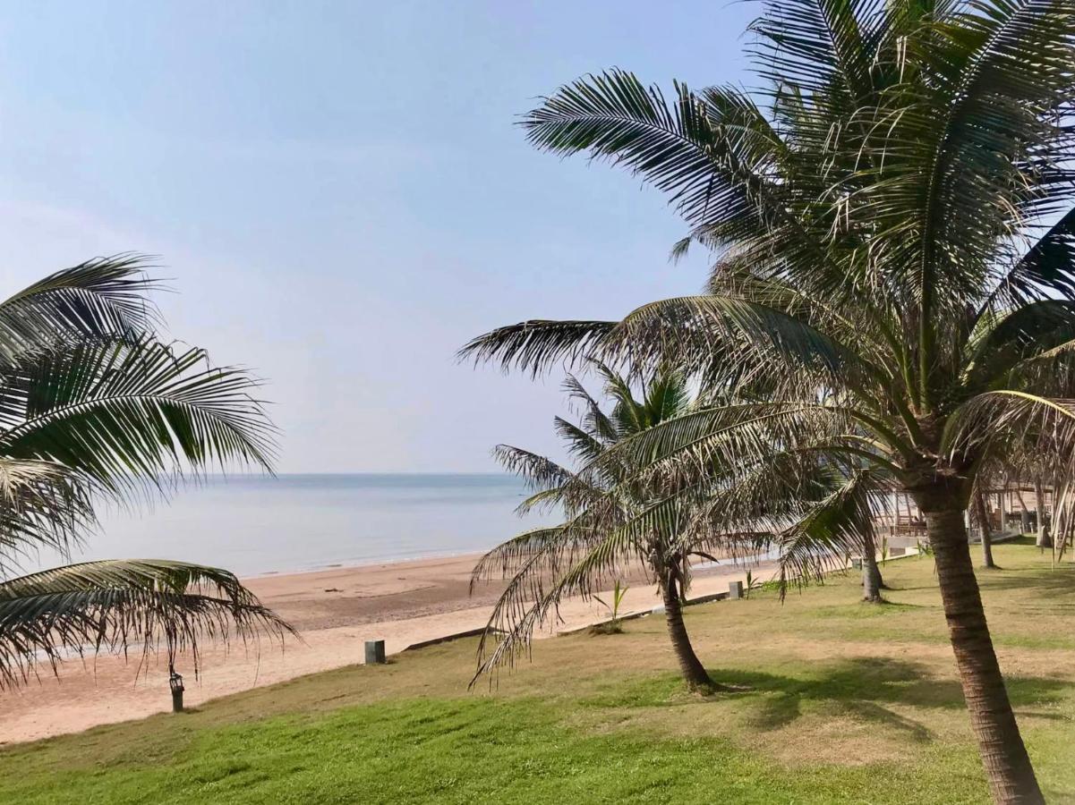 Ban Saithong Beach Resort Bang Saphan Noi Dış mekan fotoğraf