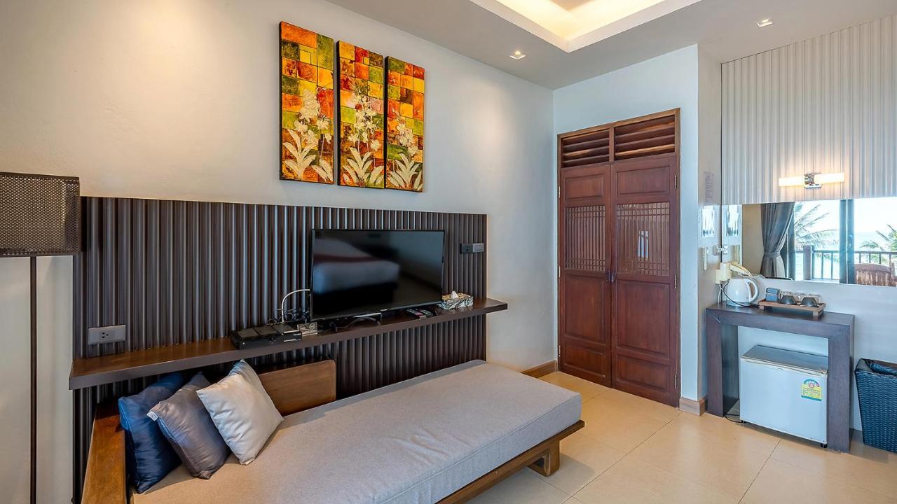 Ban Saithong Beach Resort Bang Saphan Noi Dış mekan fotoğraf