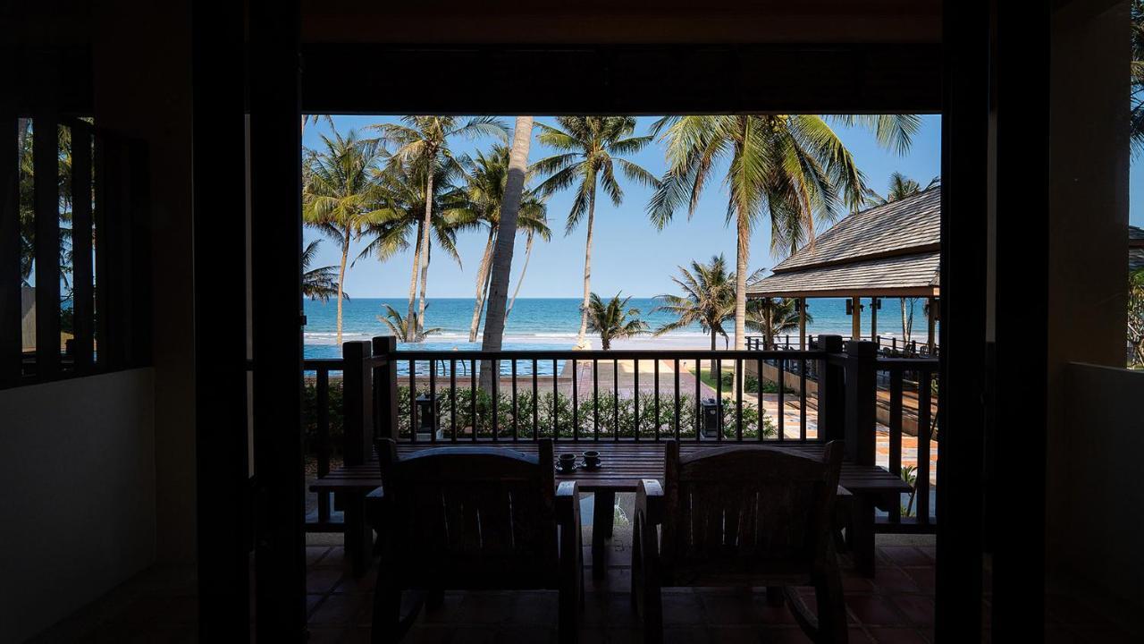 Ban Saithong Beach Resort Bang Saphan Noi Dış mekan fotoğraf