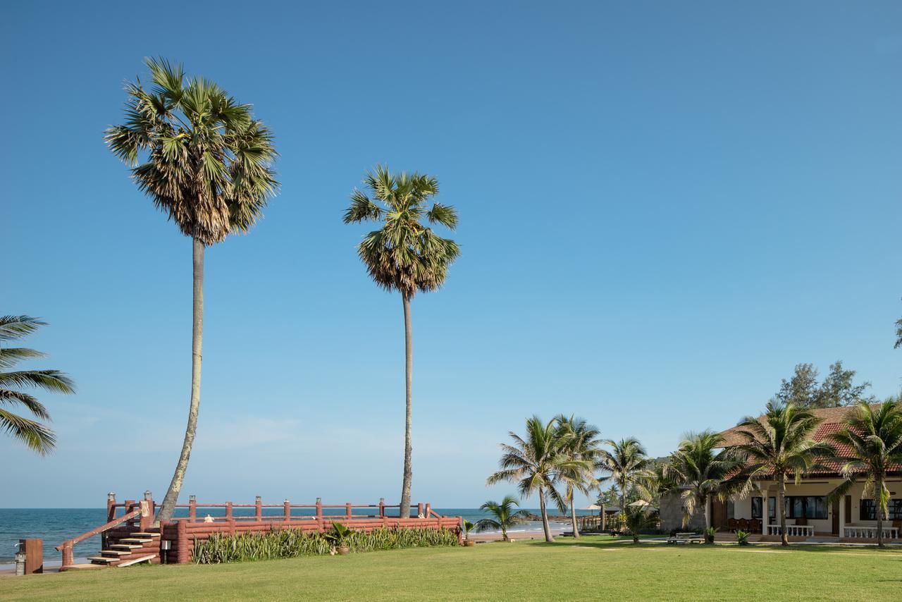 Ban Saithong Beach Resort Bang Saphan Noi Dış mekan fotoğraf