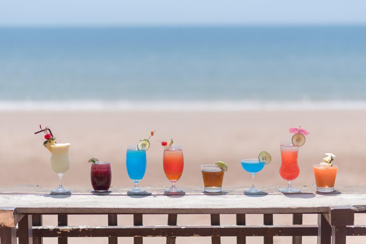 Ban Saithong Beach Resort Bang Saphan Noi Dış mekan fotoğraf